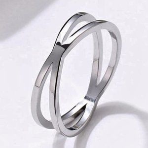 Bohemian Crisscross Ring - Silver Stainless Steel
